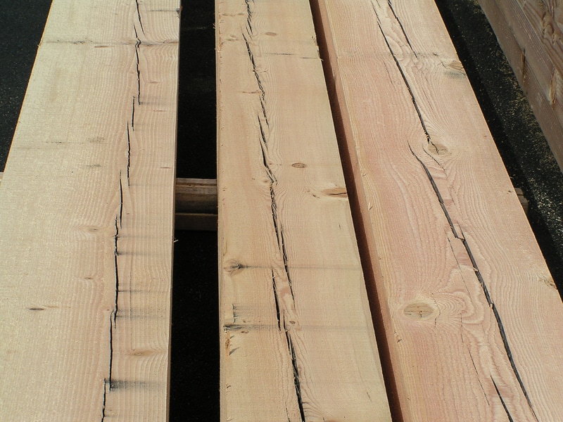 How Long to Season Wood Before Splitting: Quick Guide